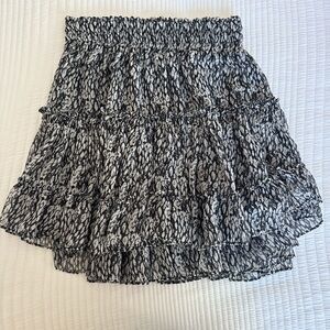 Elegant Black and White Tiered Mini Skirt